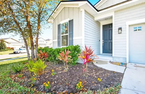 2975 Laurel Springs Drive Green Cove Springs FL 32043