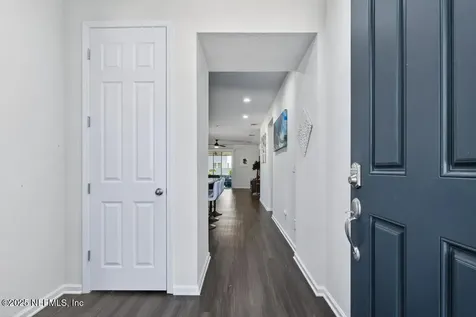 2975 Laurel Springs Drive Green Cove Springs FL 32043