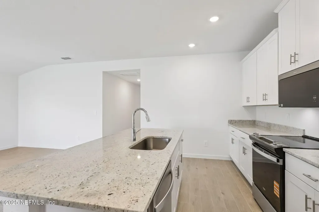 12673 Senbay Court Jacksonville FL 32218
