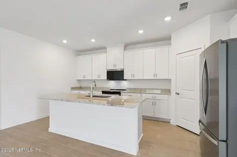 12673 Senbay Court Jacksonville FL 32218