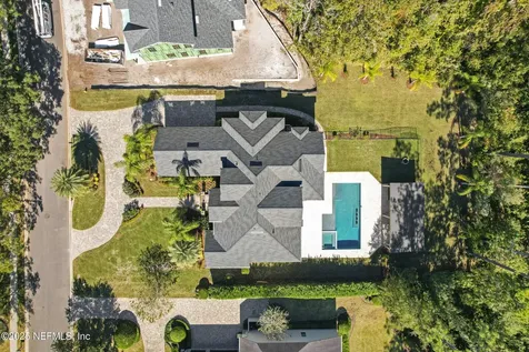 4579 Swilcan Bridge Lane N Jacksonville FL 32224