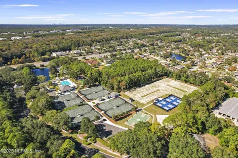 4579 Swilcan Bridge Lane N Jacksonville FL 32224