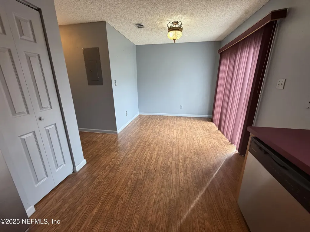 1114 Scheidel Court Atlantic Beach FL 32233