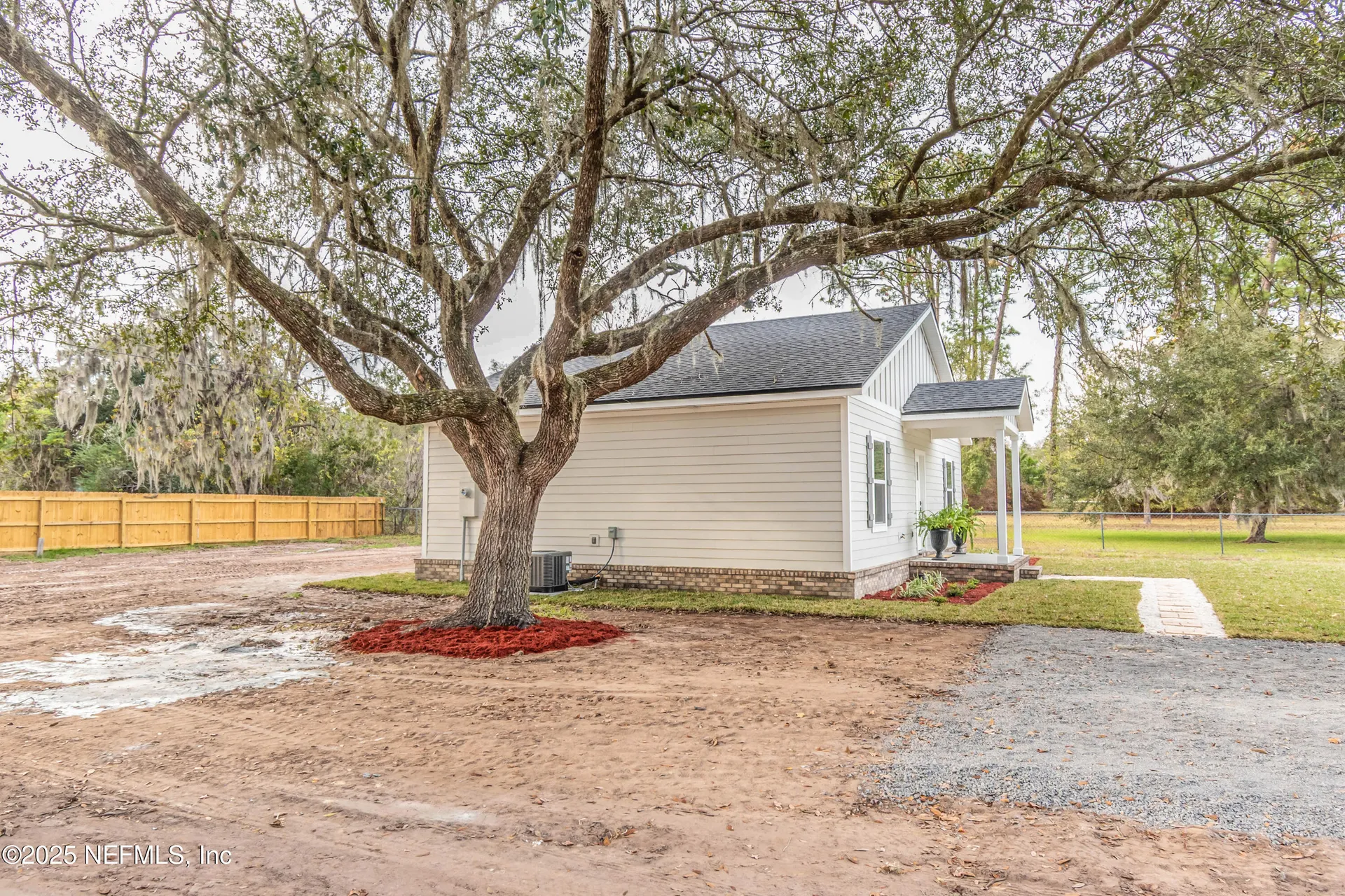 9762 Sherman Avenue S Glen St. Mary FL 32040