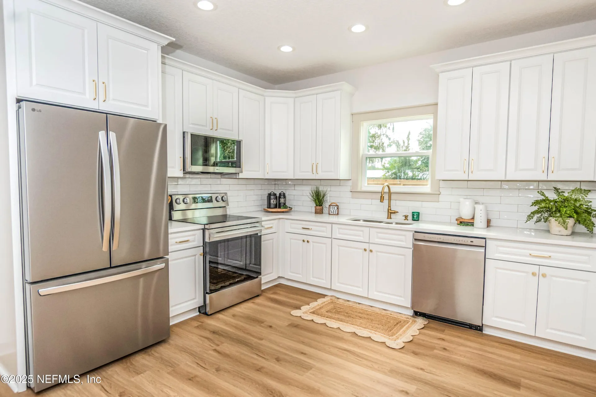 9762 Sherman Avenue S Glen St. Mary FL 32040