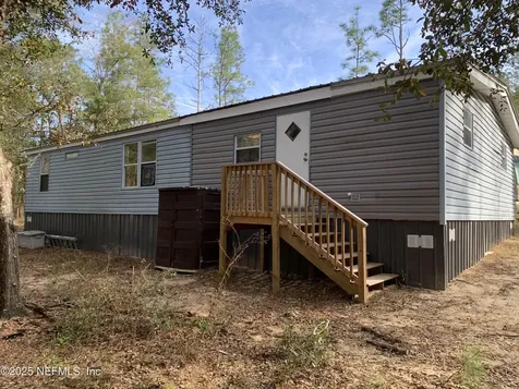 246 Rainbow Drive Hawthorne FL 32640