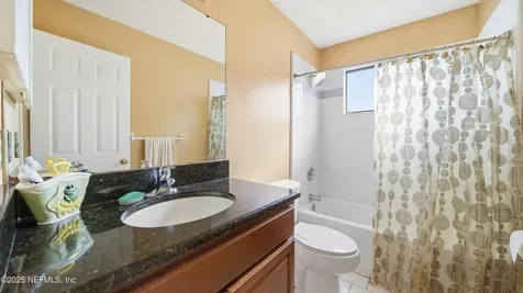 2890 Lantana Lakes Drive W Jacksonville FL 32246