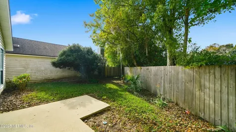 2890 Lantana Lakes Drive W Jacksonville FL 32246