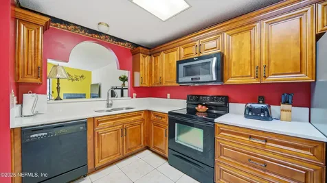 2890 Lantana Lakes Drive W Jacksonville FL 32246