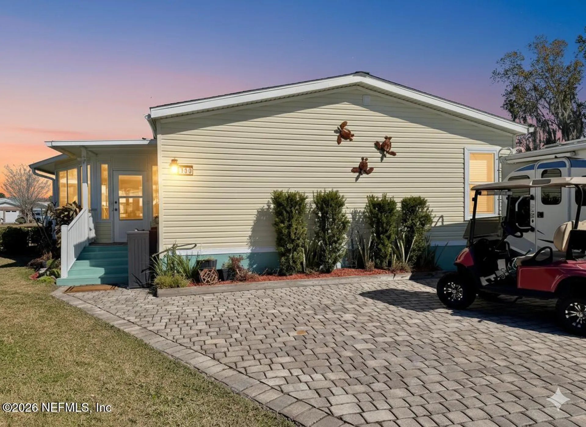 100 Happiness Drive Welaka FL 32189