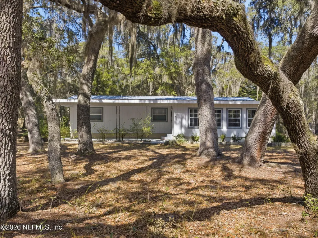 6930 County Road 214 Melrose FL 32666