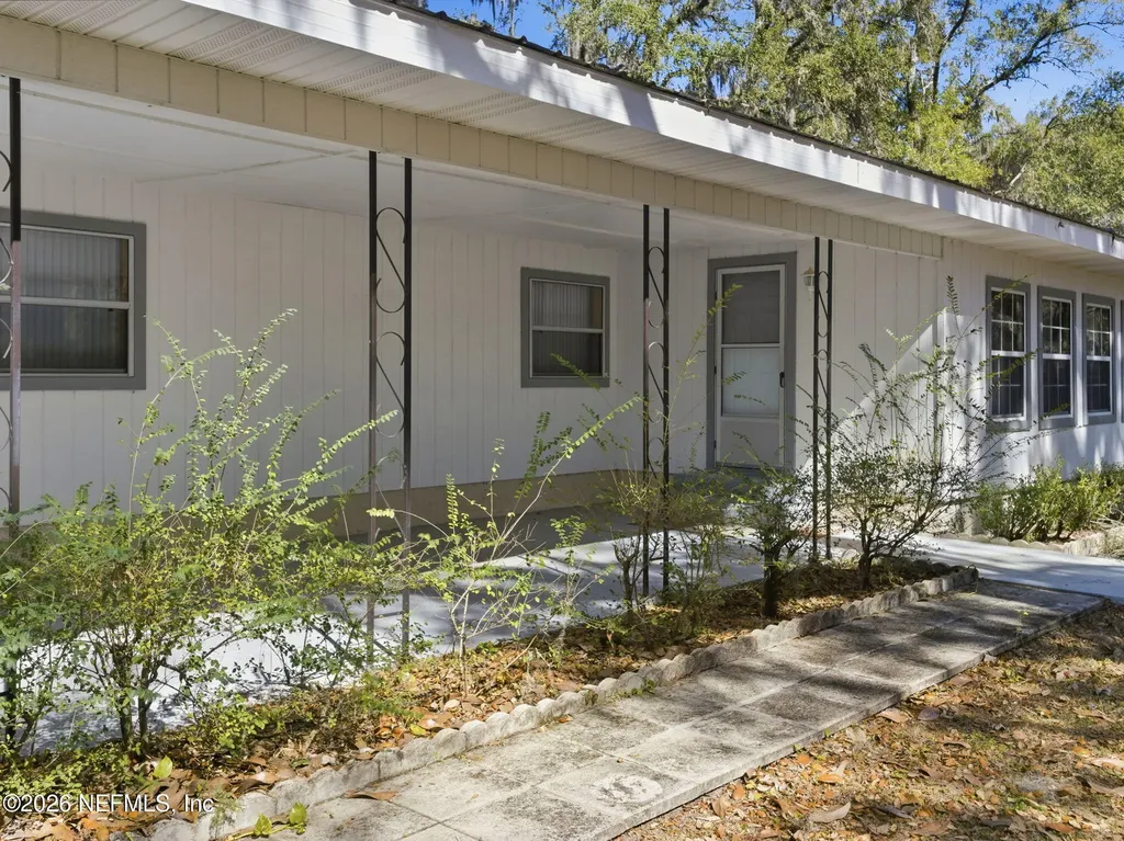 6930 County Road 214 Melrose FL 32666