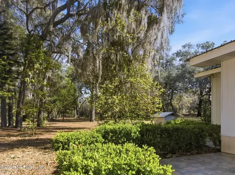6930 County Road 214 Melrose FL 32666
