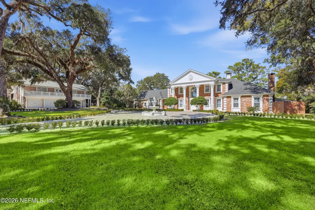 1370 Moss Creek Drive Jacksonville FL 32225
