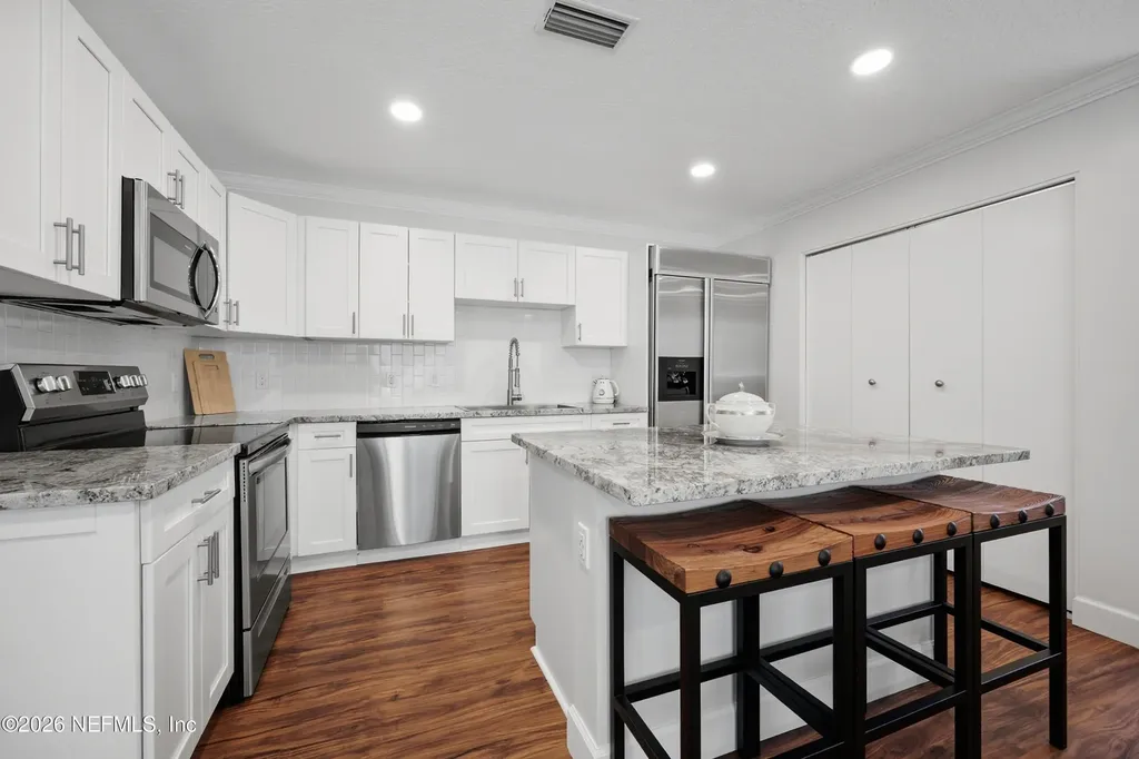 1370 Moss Creek Drive Jacksonville FL 32225