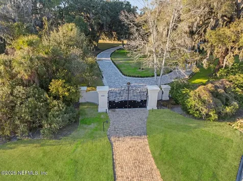 1370 Moss Creek Drive Jacksonville FL 32225