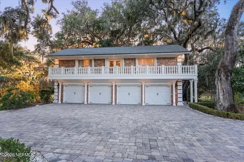 1370 Moss Creek Drive Jacksonville FL 32225