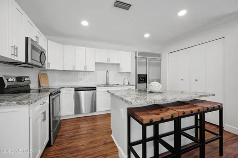 1370 Moss Creek Drive Jacksonville FL 32225