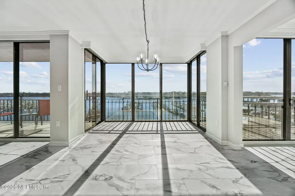 4401 Lakeside Drive Jacksonville FL 32210