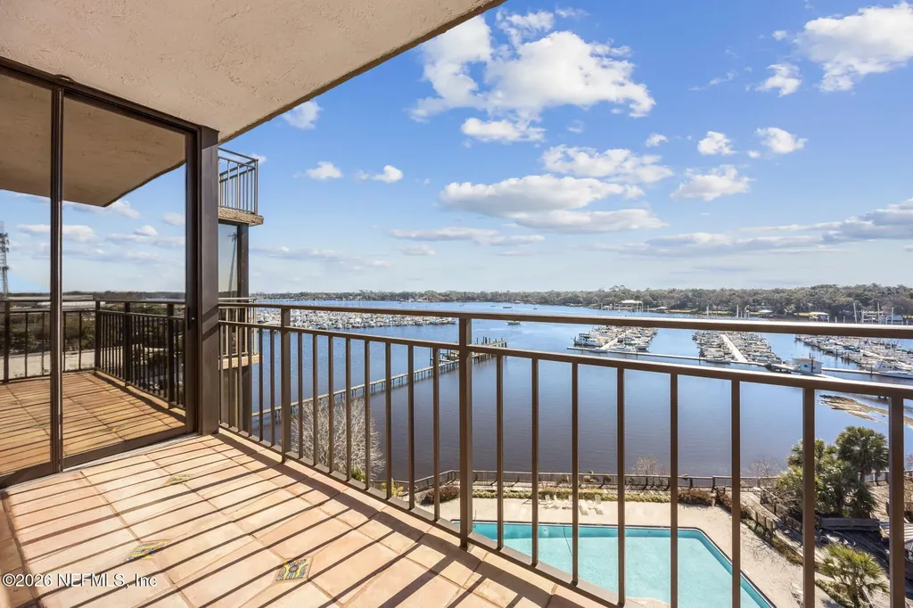 4401 Lakeside Drive Jacksonville FL 32210