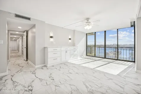 4401 Lakeside Drive Jacksonville FL 32210