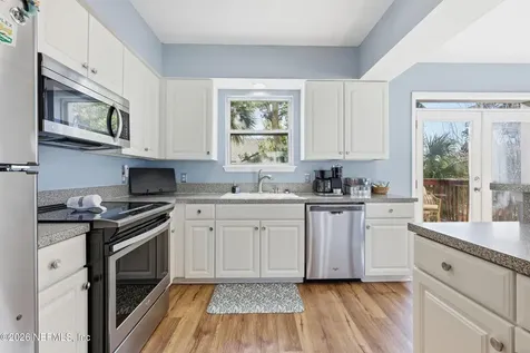 404 9th Avenue N Jacksonville Beach FL 32250