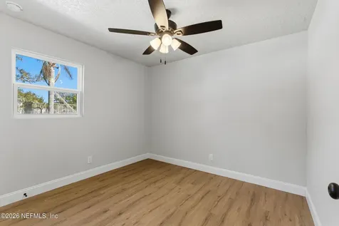 7661 Knoll Drive N Jacksonville FL 32221
