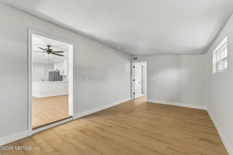7661 Knoll Drive N Jacksonville FL 32221