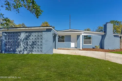 7661 Knoll Drive N Jacksonville FL 32221