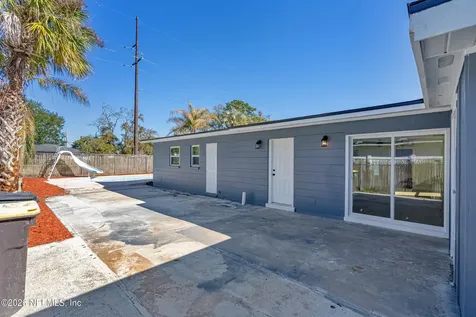 7661 Knoll Drive N Jacksonville FL 32221