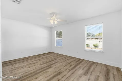 1949 Wages Way Jacksonville FL 32218