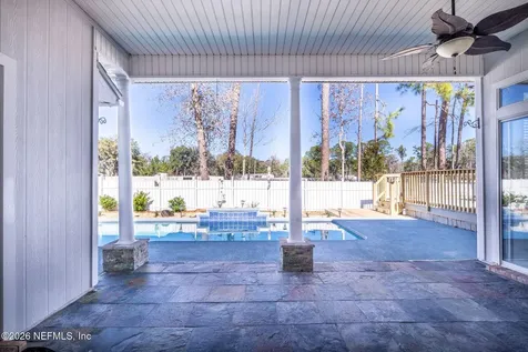 1949 Wages Way Jacksonville FL 32218