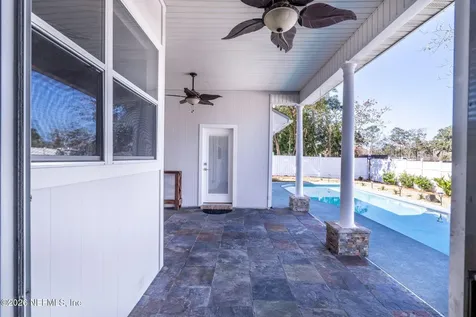 1949 Wages Way Jacksonville FL 32218