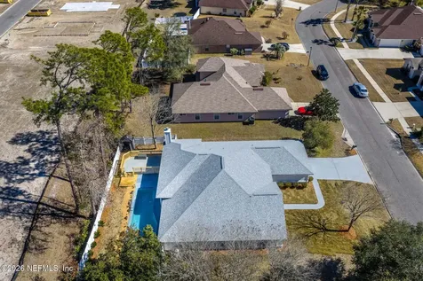 1949 Wages Way Jacksonville FL 32218