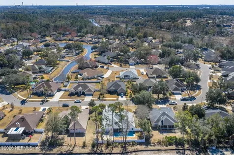 1949 Wages Way Jacksonville FL 32218