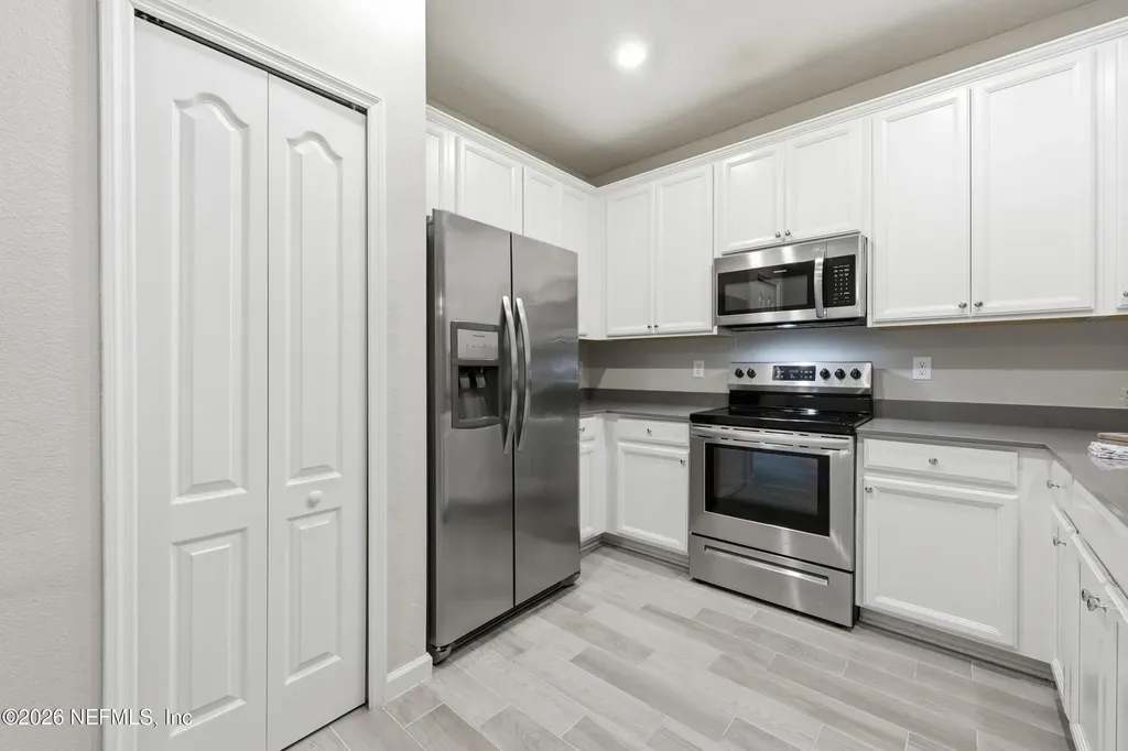 2552 Sandy Dune Drive Jacksonville FL 32233