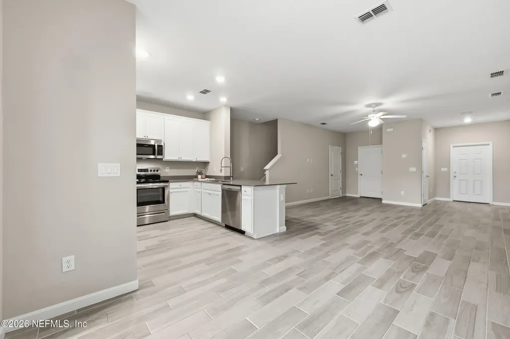 2552 Sandy Dune Drive Jacksonville FL 32233