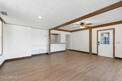 1863 Live Oak Drive Jacksonville FL 32246