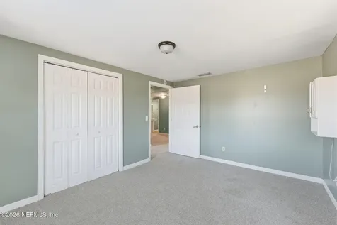 1863 Live Oak Drive Jacksonville FL 32246