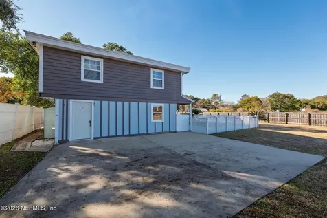 1863 Live Oak Drive Jacksonville FL 32246