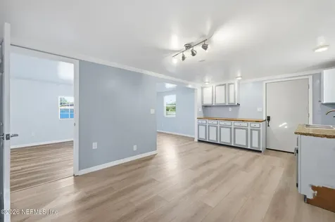 1863 Live Oak Drive Jacksonville FL 32246