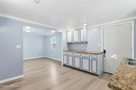 1863 Live Oak Drive Jacksonville FL 32246