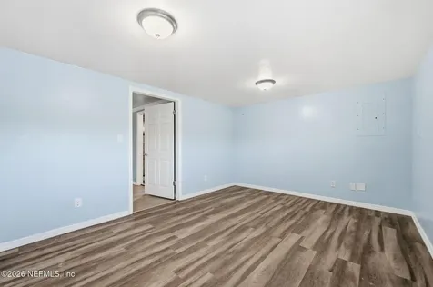 1863 Live Oak Drive Jacksonville FL 32246