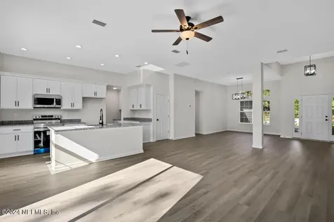 6882 Barney Road Jacksonville FL 32219