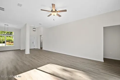 6882 Barney Road Jacksonville FL 32219