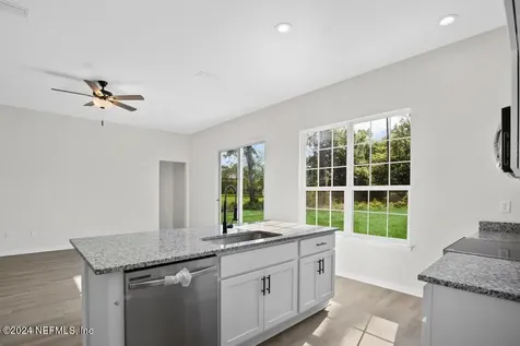 6882 Barney Road Jacksonville FL 32219