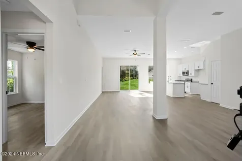 6882 Barney Road Jacksonville FL 32219