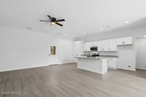 6894 Barney Road Jacksonville FL 32219