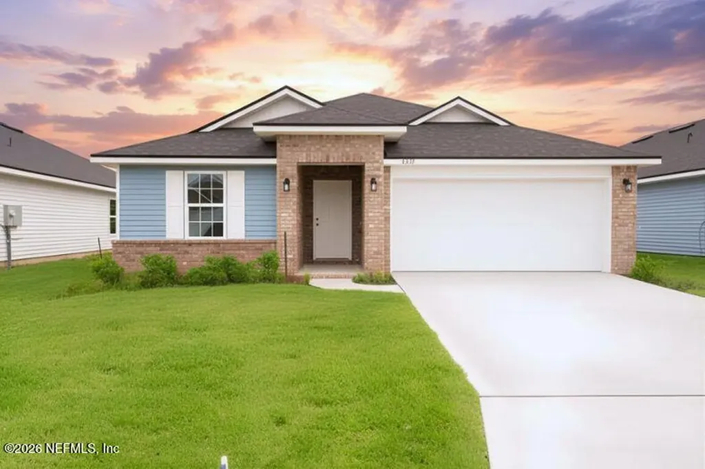 8357 Helmsley Boulevard Jacksonville FL 32219