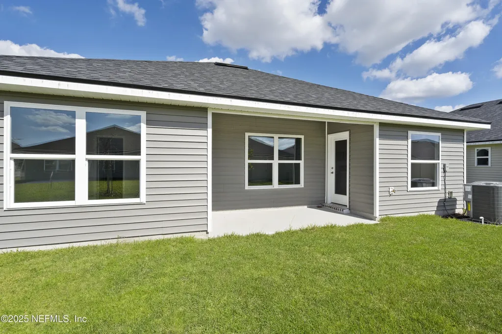 8357 Helmsley Boulevard Jacksonville FL 32219